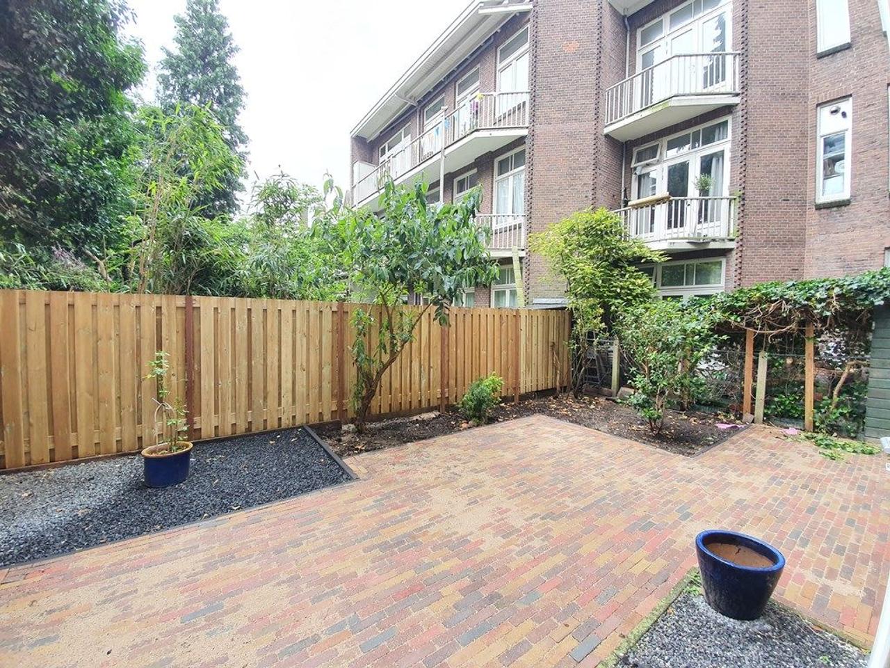 3-slaapkamer appartement met tuin - Afbeelding 20