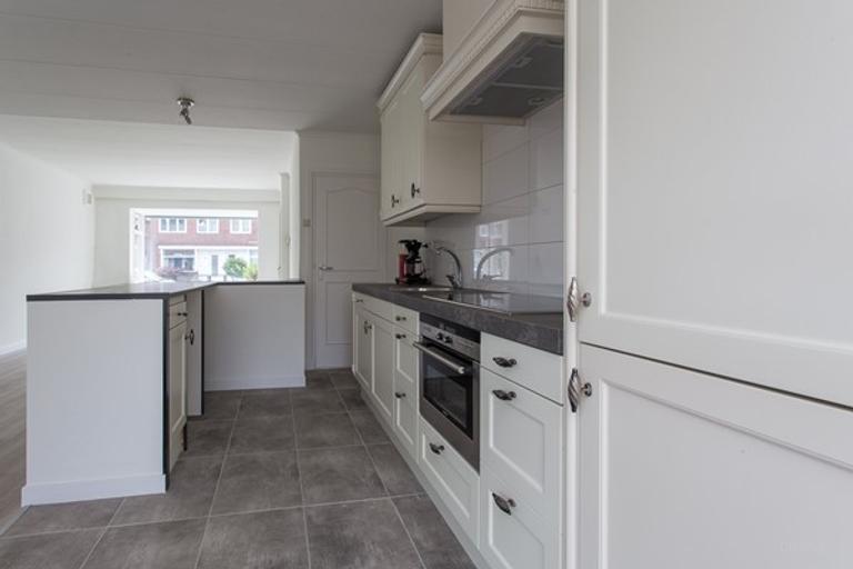 Gemeubileerd jaren 30-huis met tuin - Afbeelding 7