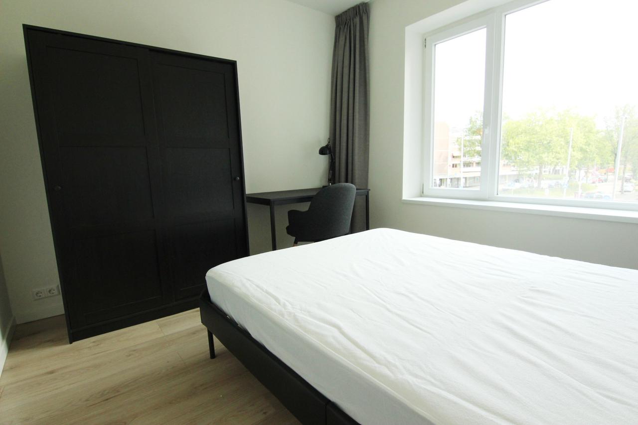 Gemeubileerd 4-kamerappartement met 2 balkons - Afbeelding 6