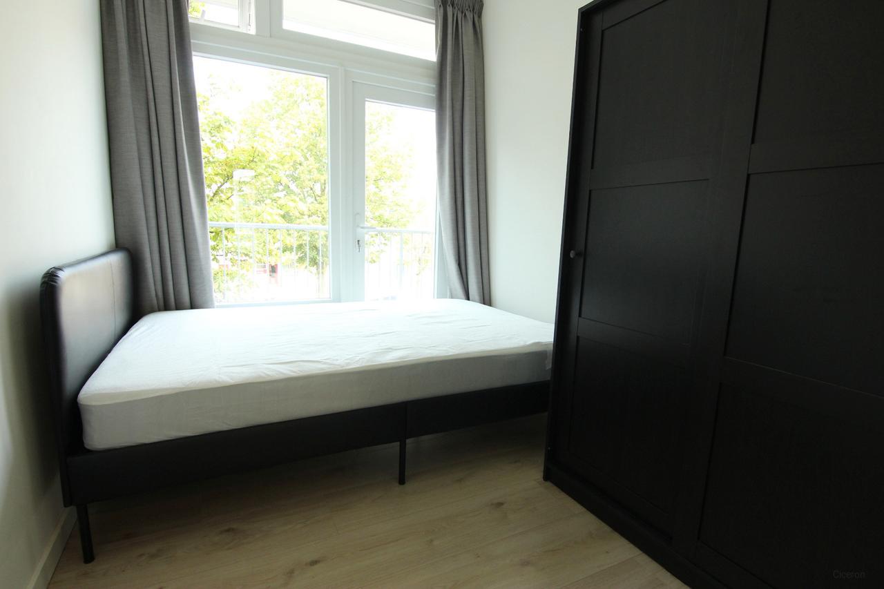 Gemeubileerd 4-kamerappartement met 2 balkons - Afbeelding 9