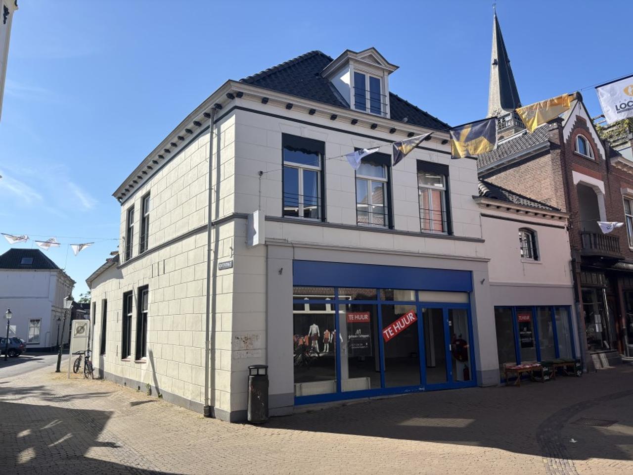 Licht 2-kamer appartement in hartje Lochem - Afbeelding 1