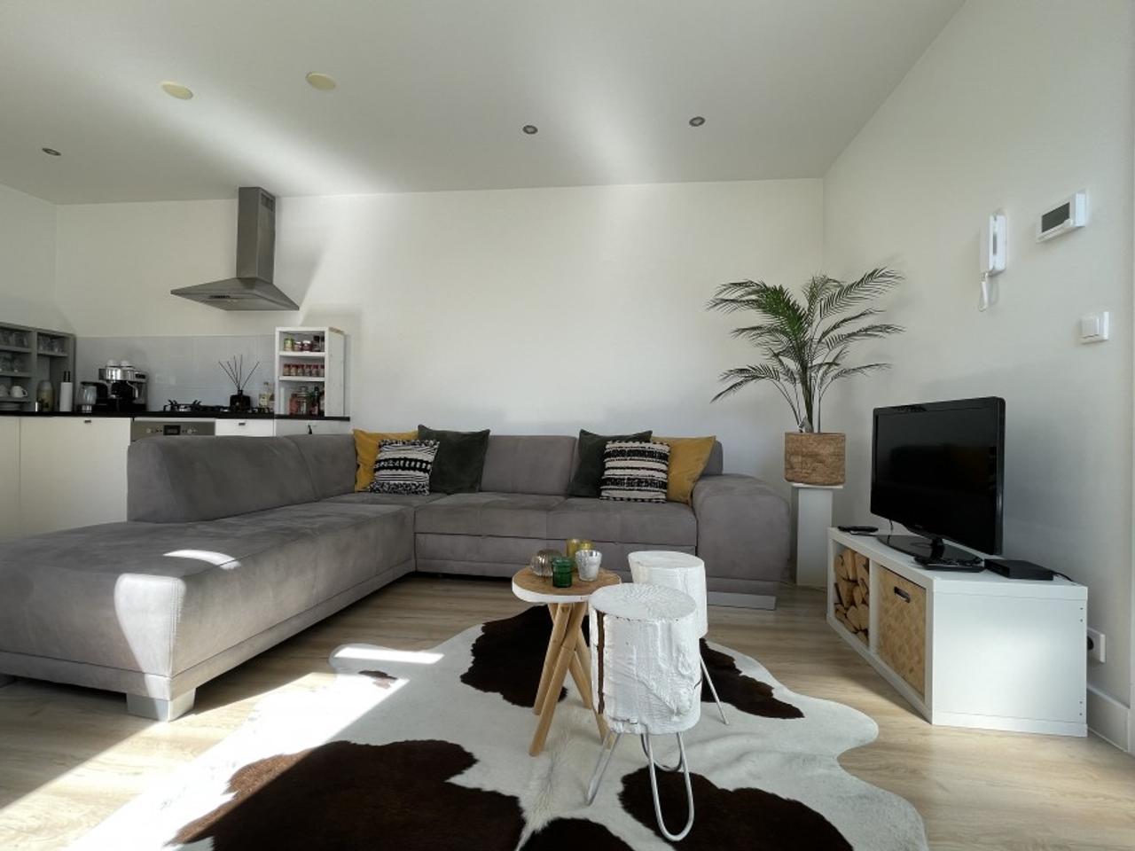 Licht 2-kamer appartement in hartje Lochem - Afbeelding 2