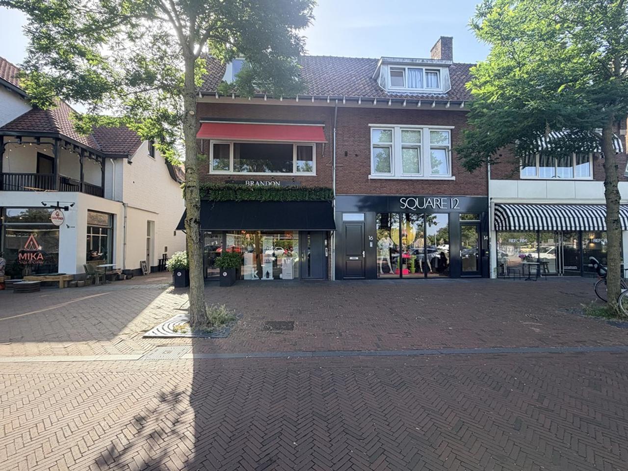Appartement met groot dakterras - Afbeelding 1