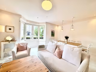Gemeubileerd 3-kamerappartement in De Pijp
