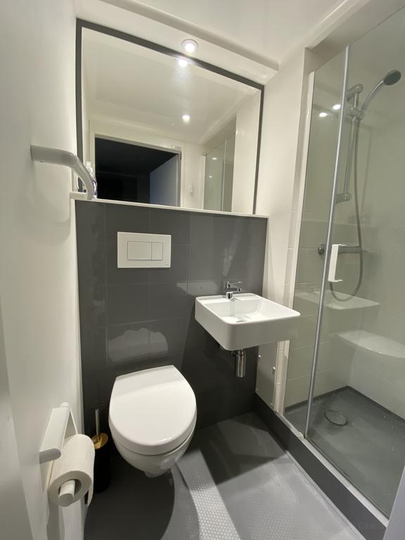 Self-Contained Studio with Elevator in Assen - Image 6