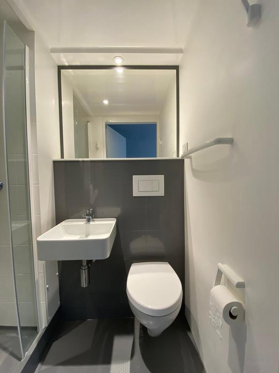 Studio with lift and bike storage in Assen - Image 9
