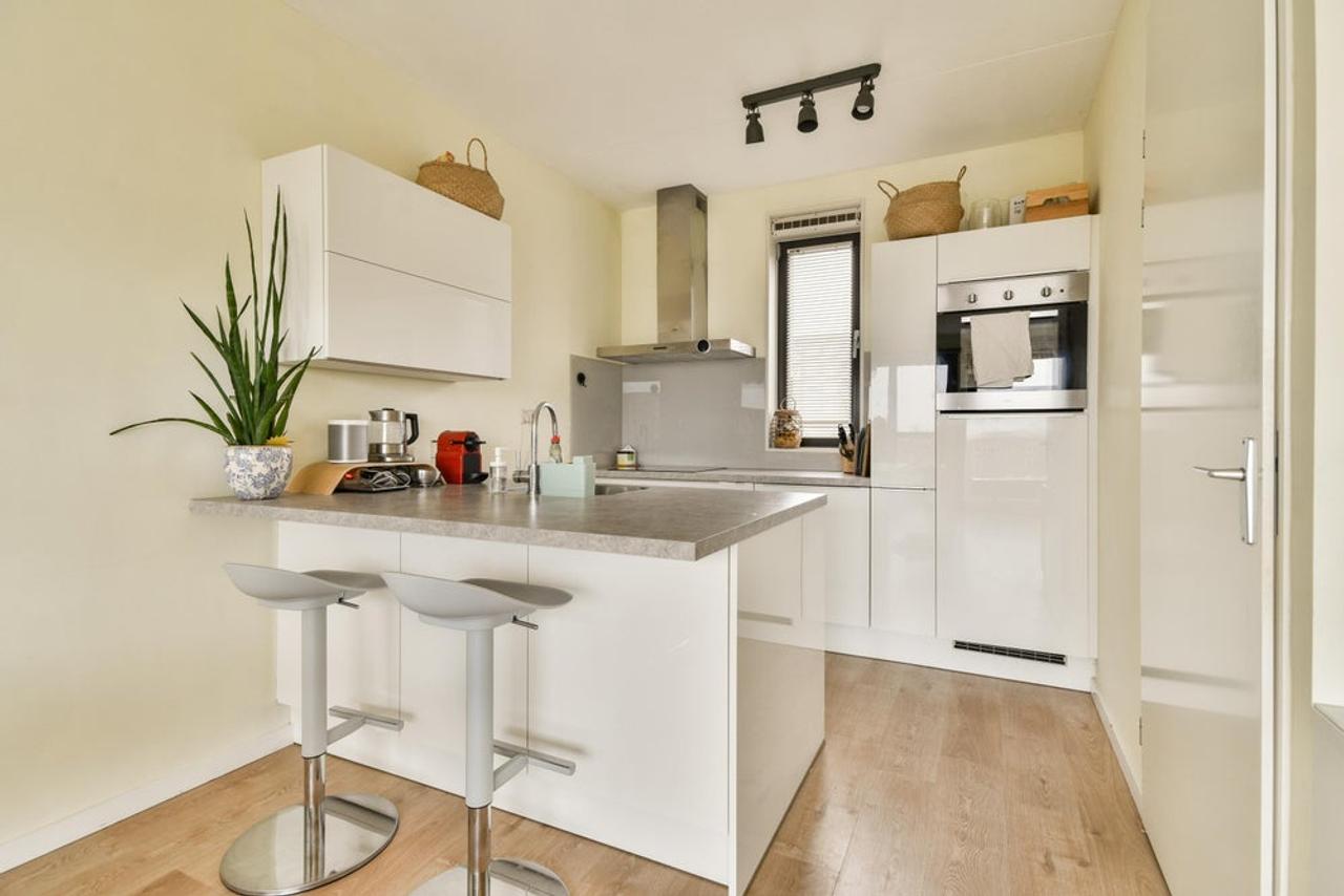Licht 4-kamerappartement met vrij uitzicht - Afbeelding 6