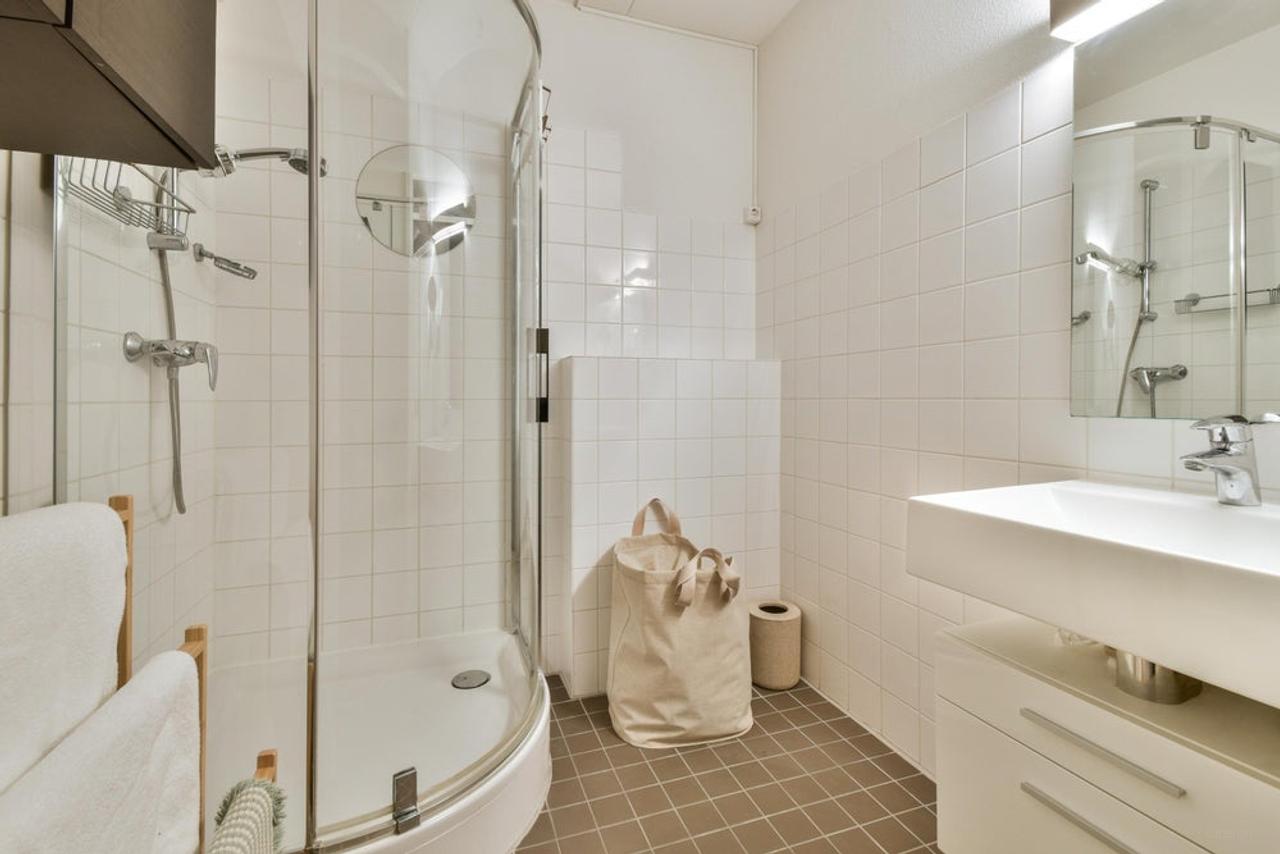 Licht 4-kamerappartement met vrij uitzicht - Afbeelding 13