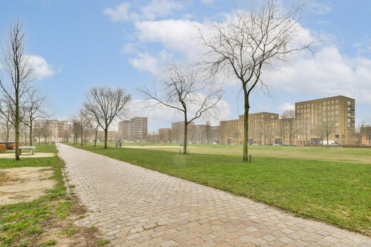 Licht 4-kamerappartement met vrij uitzicht - Afbeelding 19