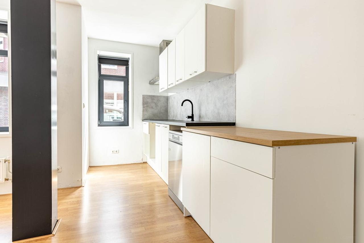 185 m2 wonen met 4 slaapkamers - Afbeelding 8