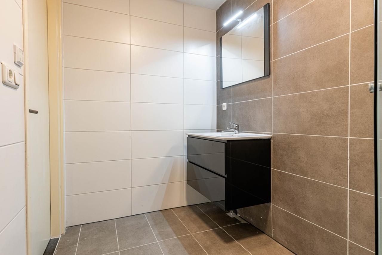 185 m2 wonen met 4 slaapkamers - Afbeelding 23