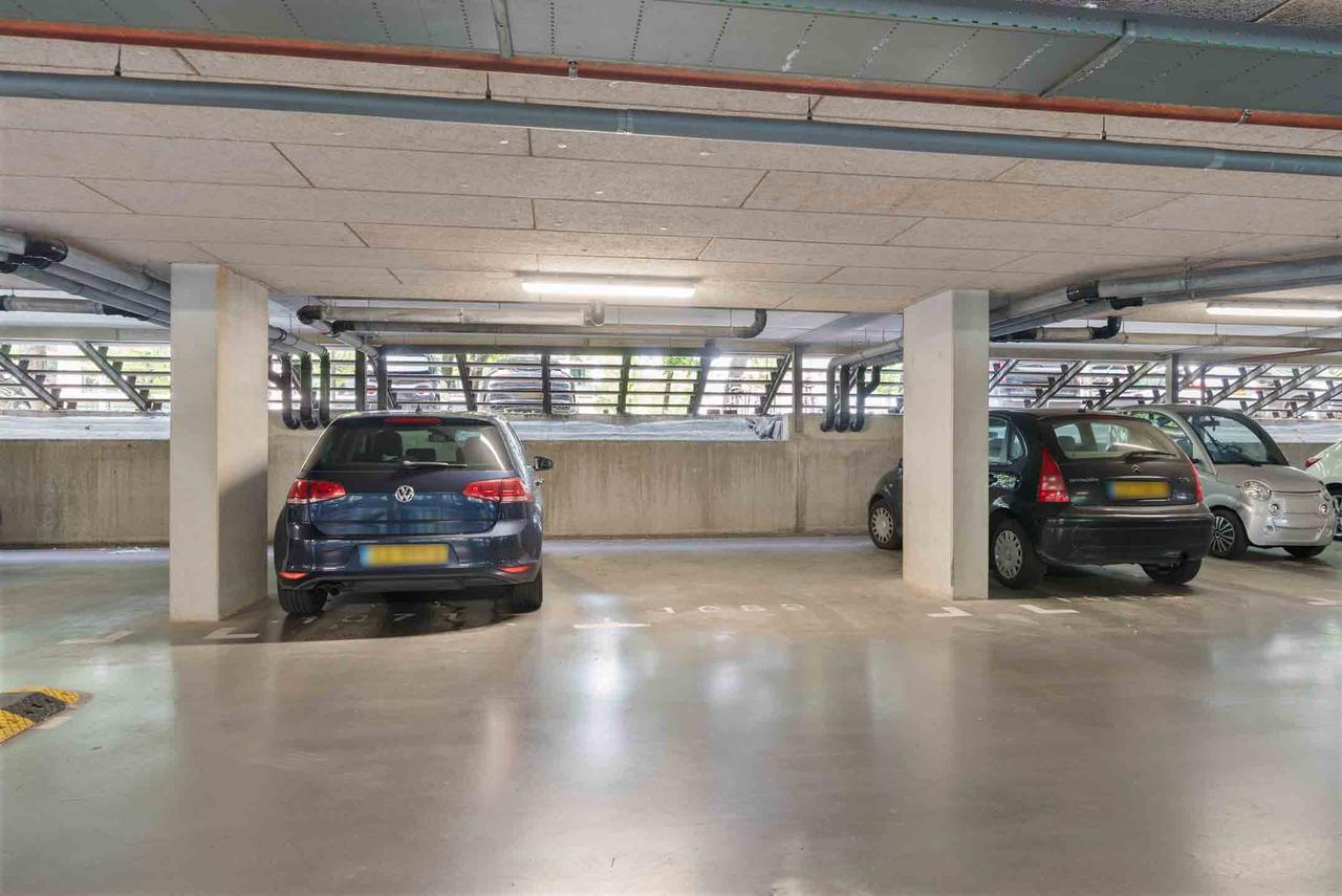 Gemeubileerd 3-kamerappartement met uitzicht - Afbeelding 11