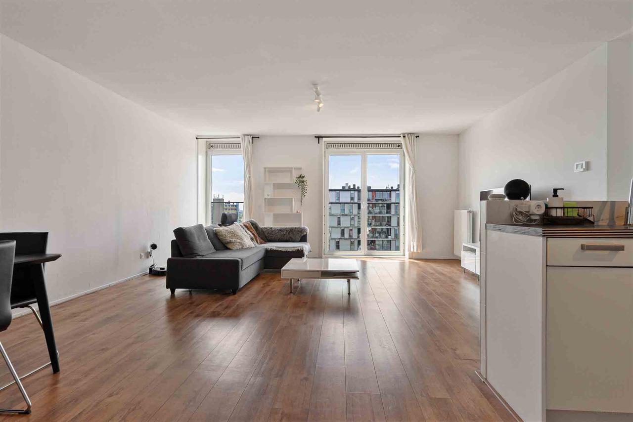 Gemeubileerd 3-kamerappartement met uitzicht - Afbeelding 16