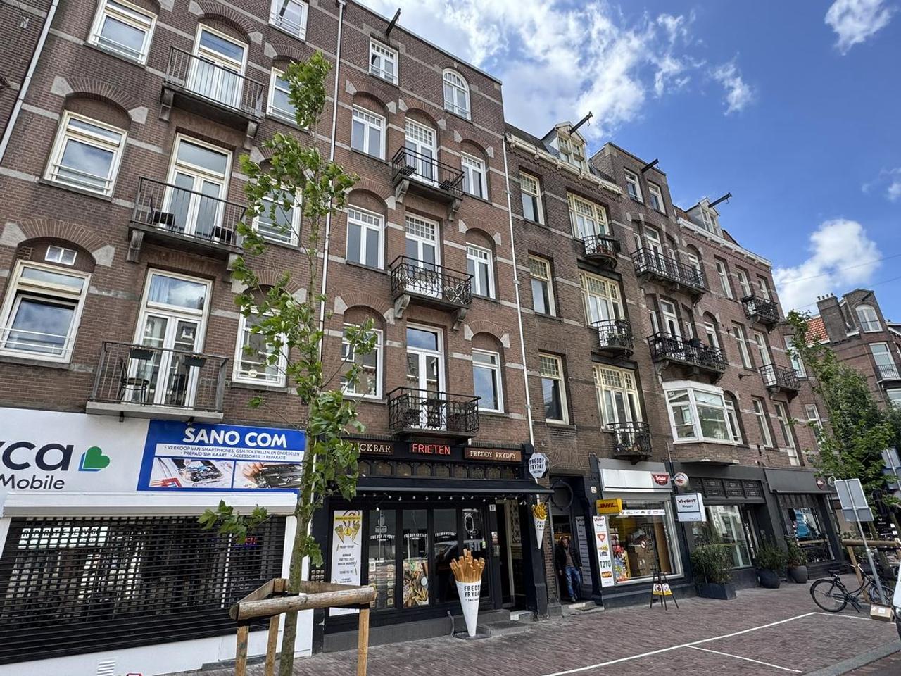 Twee balkons aan de De Clercqstraat - Afbeelding 1
