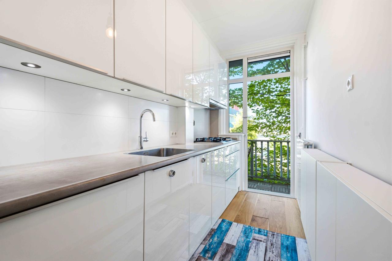 Gemeubileerd 3-kamerappartement met balkon - Afbeelding 17