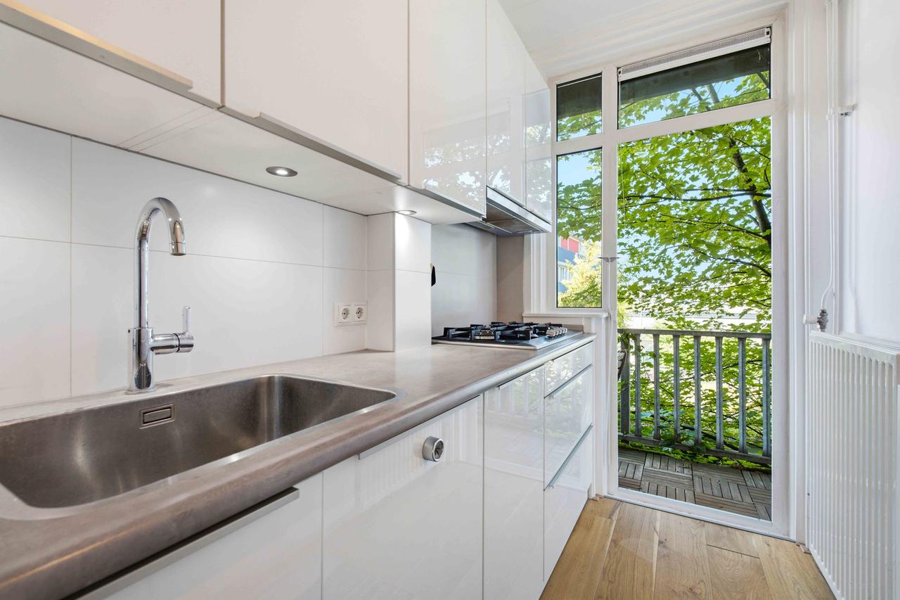 Gemeubileerd 3-kamerappartement met balkon - Afbeelding 18