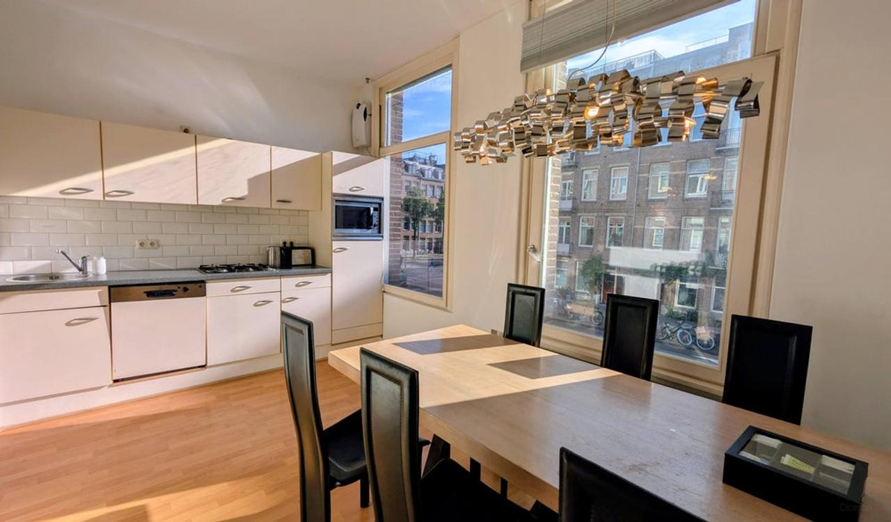 Licht gemeubileerd appartement met balkon - Afbeelding 6