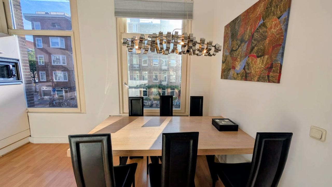Licht gemeubileerd appartement met balkon - Afbeelding 8