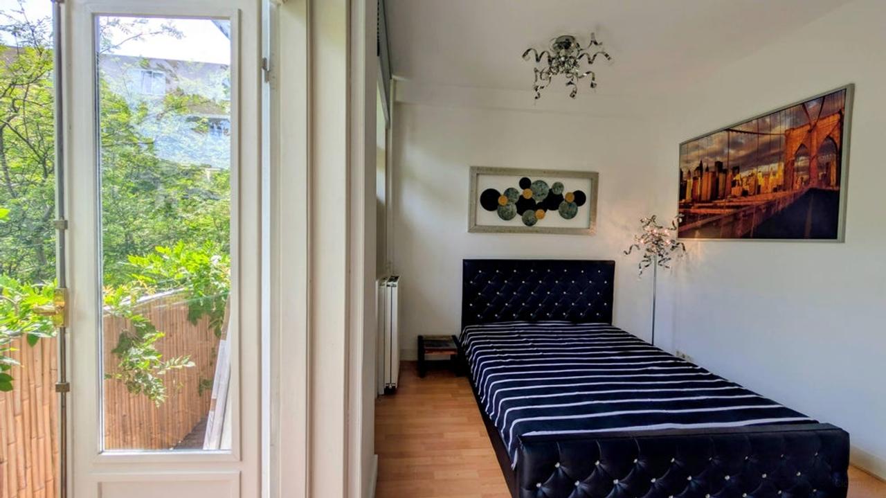 Licht gemeubileerd appartement met balkon - Afbeelding 11