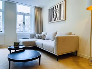 Canal-side living: 2-bedroom apartment on Oudegracht