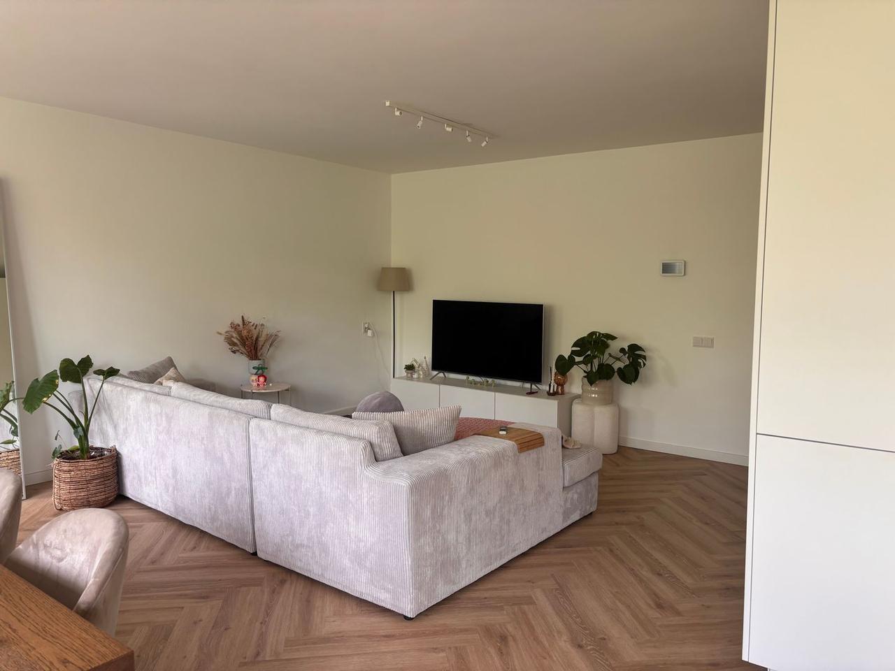 2-slaapkamerappartement met parkbalkon - Afbeelding 1