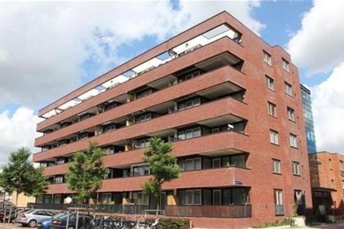 98 m2 appartement met groot terras in Osdorp - Afbeelding 12