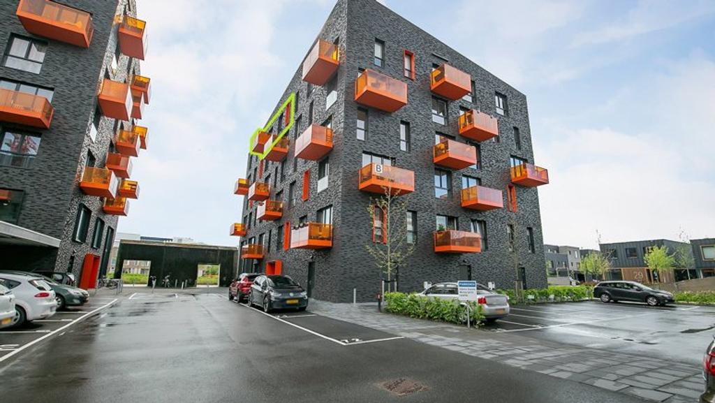 2-bedroom apartment with balcony - Image 2