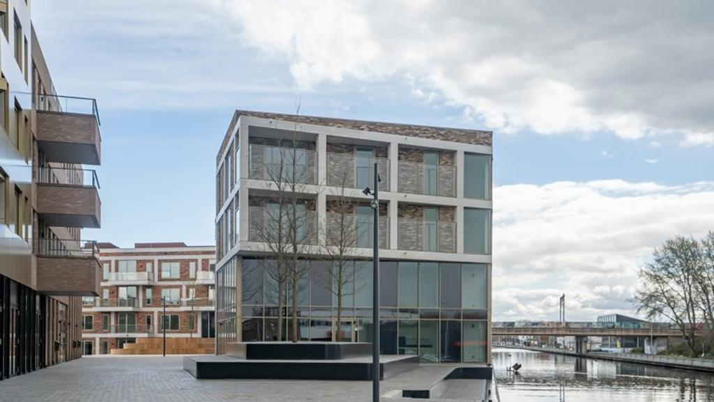 3-kamerappartement met loggia in Diemen - Afbeelding 2