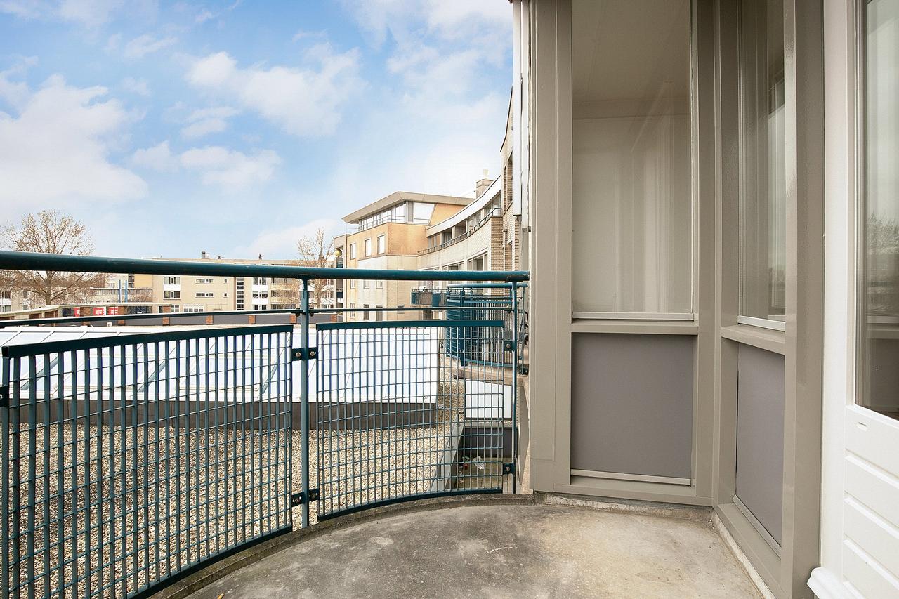 111 m² appartement met balkon in Amstelveen - Afbeelding 8