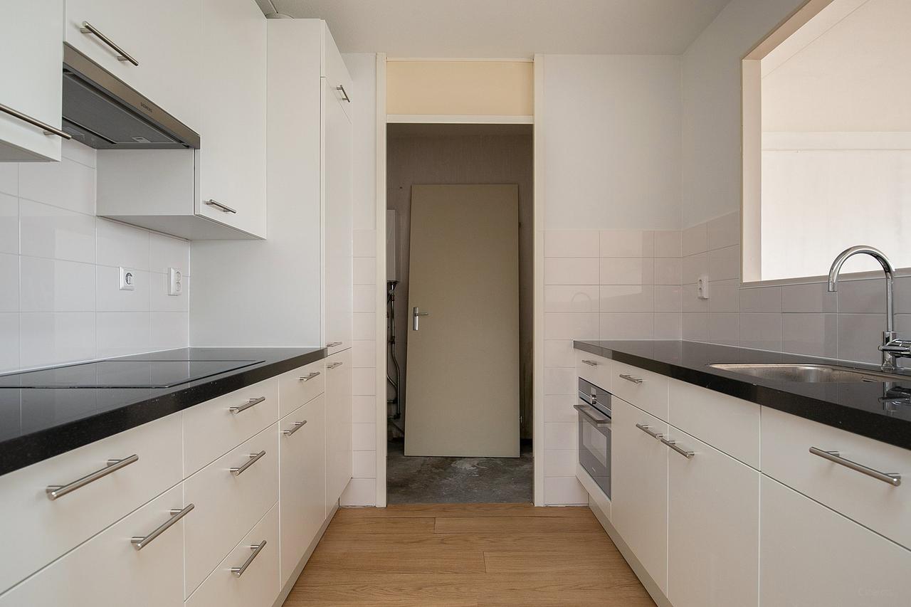 111 m² appartement met balkon in Amstelveen - Afbeelding 9