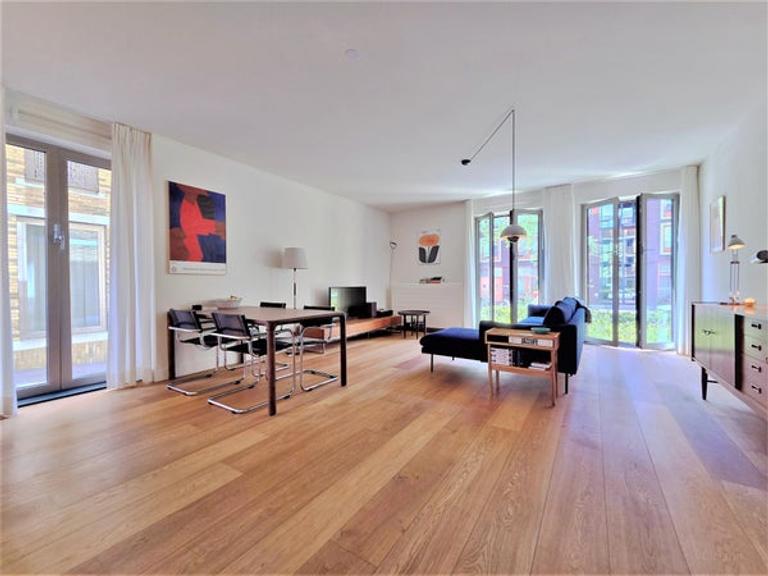 115 m² dubbel benedenhuis met terras - Afbeelding 1
