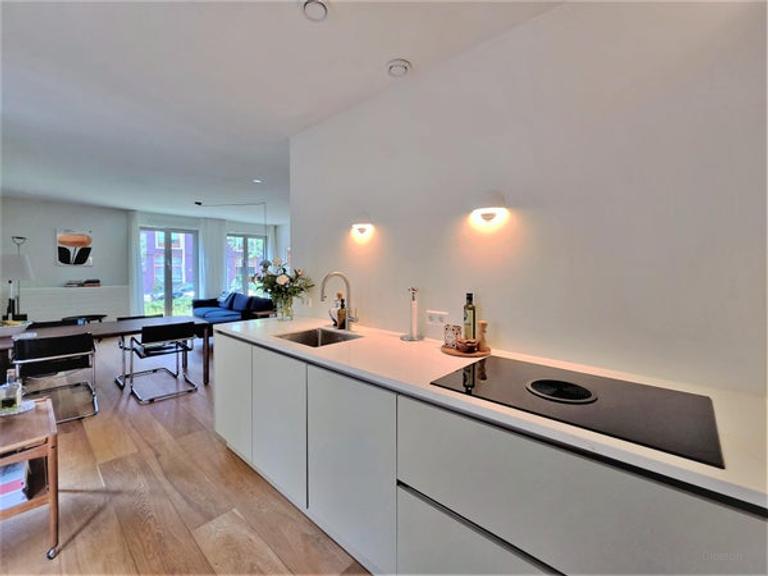115 m² dubbel benedenhuis met terras - Afbeelding 9