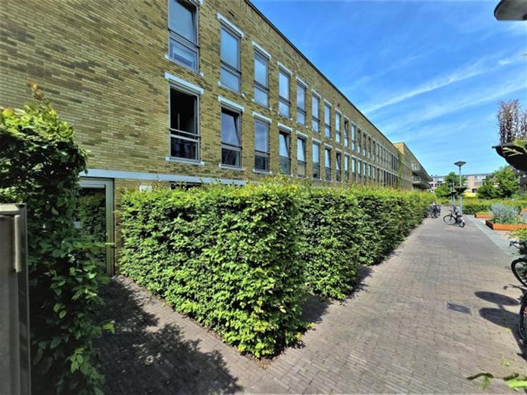 115 m² dubbel benedenhuis met terras - Afbeelding 18