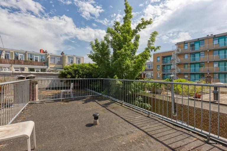 2-slaapkamerappartement met zonnig terras - Afbeelding 16