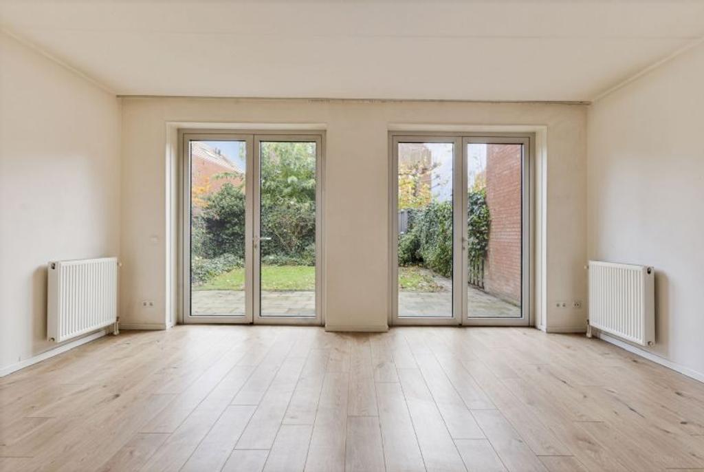 Semi-detached house with garage in Velp - Image 2