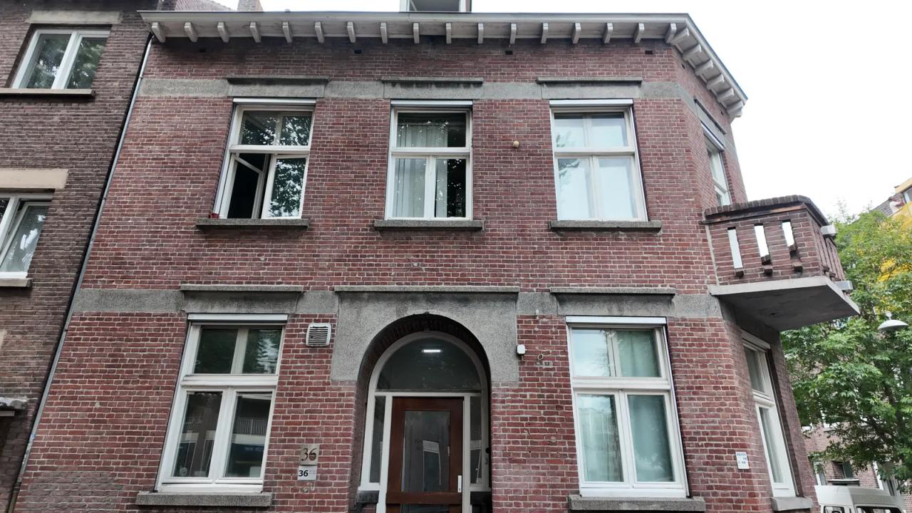 Studio with balcony in Brusselsepoort - Image 1