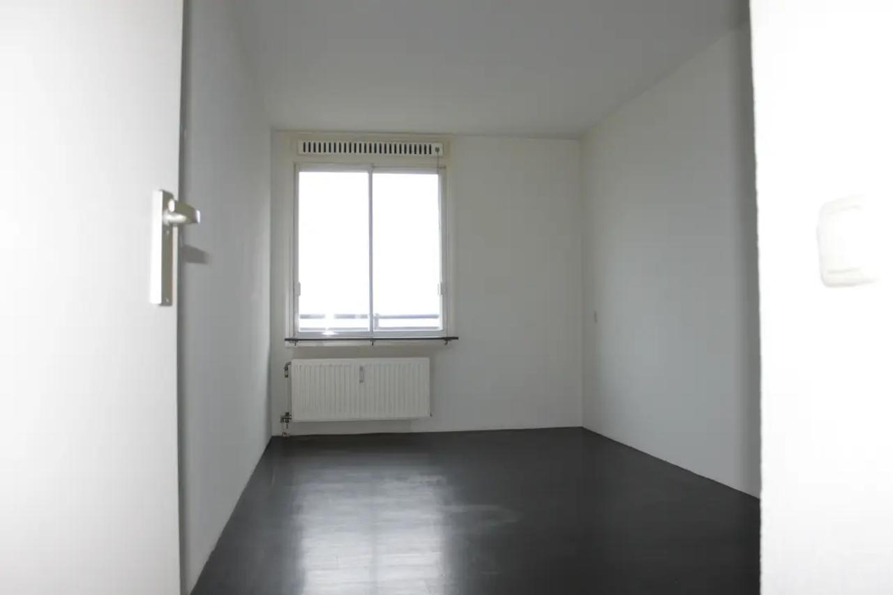 Driekamerappartement met balkon - Afbeelding 4