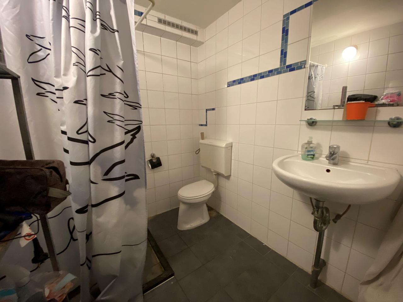 Kamer van 11 m2 met tuin in Lewenborg - Afbeelding 9