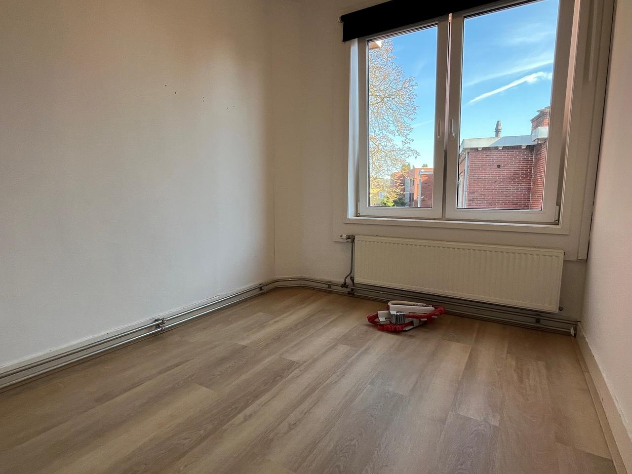 Studentenkamer van 20 m² met balkon - Afbeelding 3
