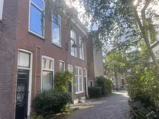 Dakterras en patio in hartje Delft