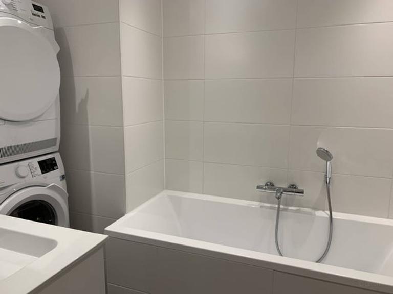 2-slaapkamer appartement met balkon - Afbeelding 7