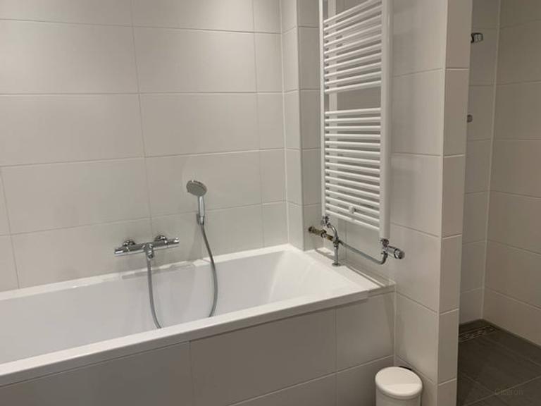 2-slaapkamer appartement met balkon - Afbeelding 8