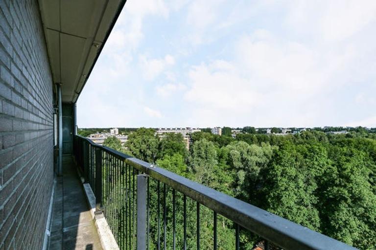 Gemeubileerd 4-kamerappartement met balkon - Afbeelding 10