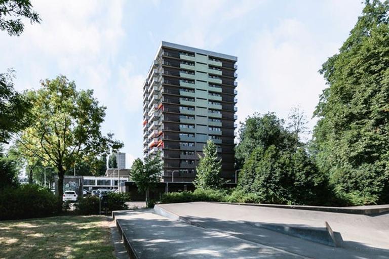 Gemeubileerd 4-kamerappartement met balkon - Afbeelding 12