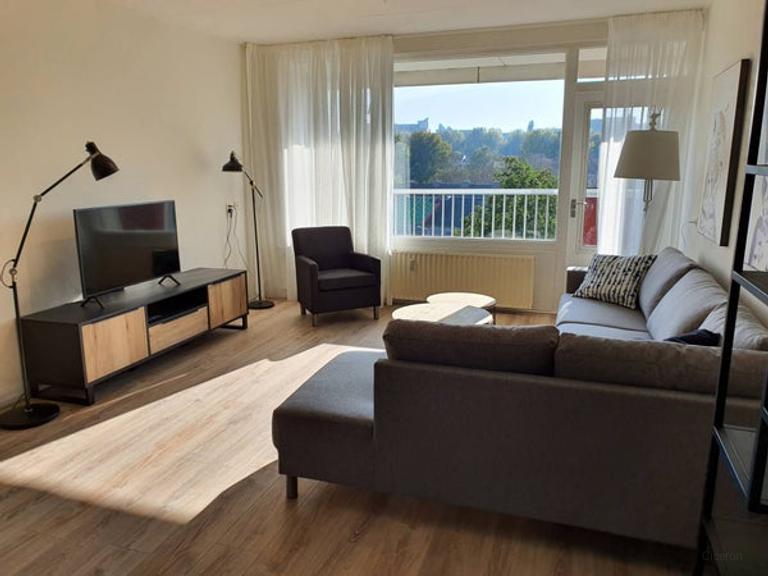 Gemeubileerd 3-slaapkamerappartement met balkon - Afbeelding 2