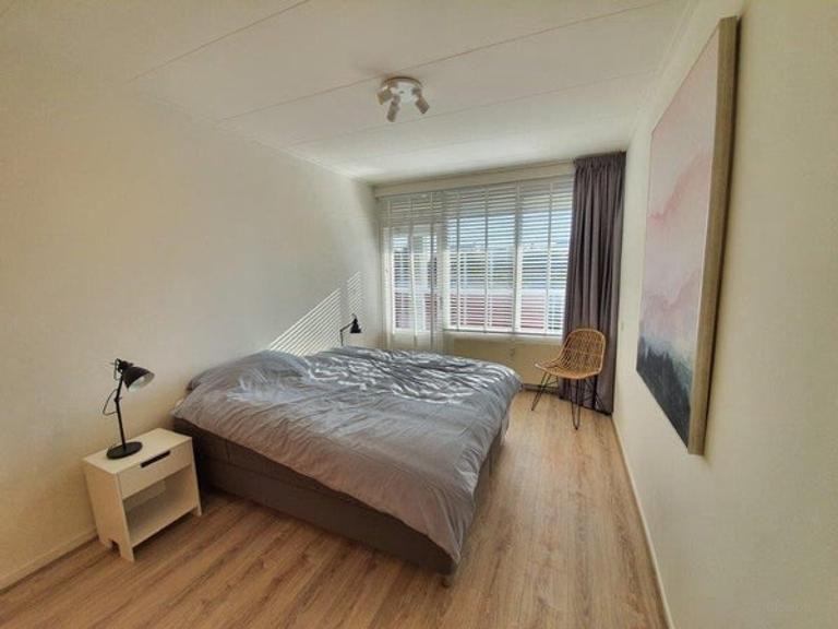 Gemeubileerd 3-slaapkamerappartement met balkon - Afbeelding 9