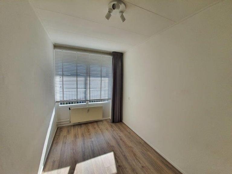 Gemeubileerd 3-slaapkamerappartement met balkon - Afbeelding 14