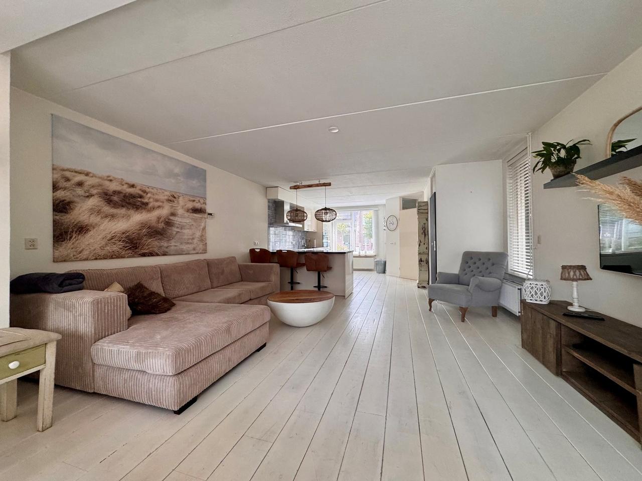 5-bedroom house with garden in Mook - Image 10
