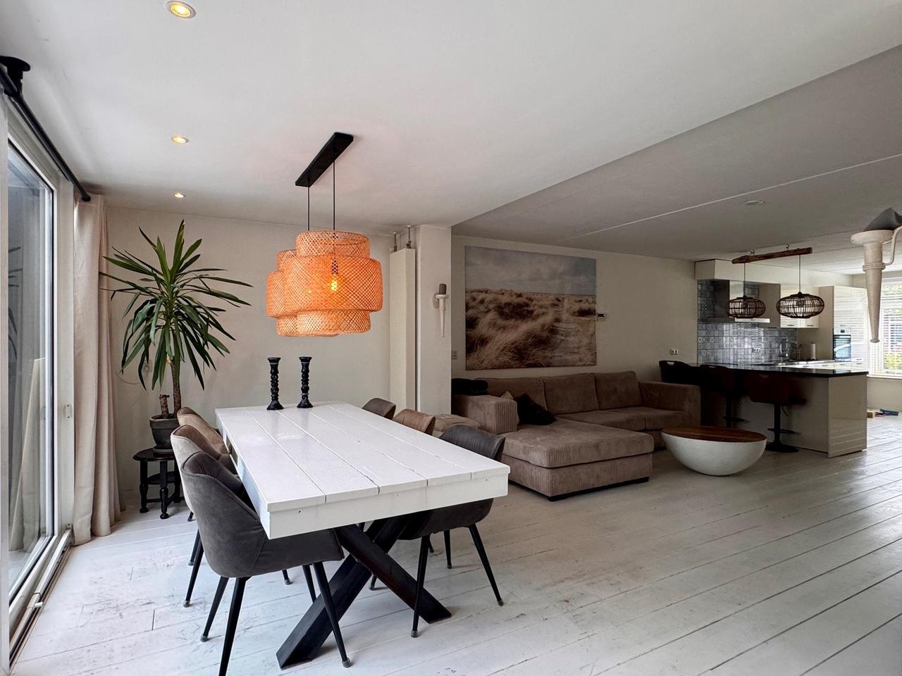 5-bedroom house with garden in Mook - Image 11