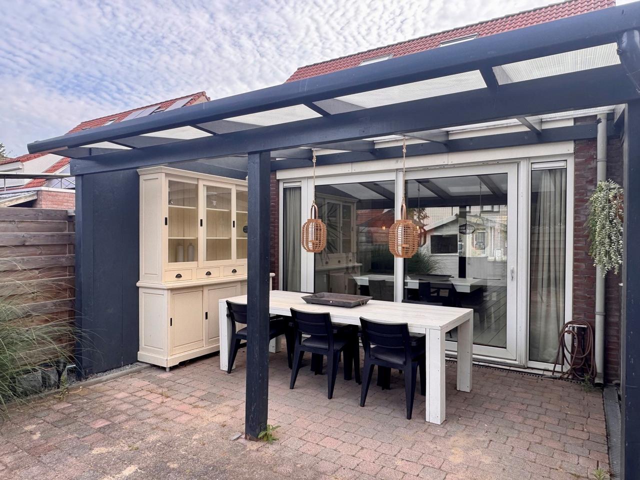 5-bedroom house with garden in Mook - Image 13